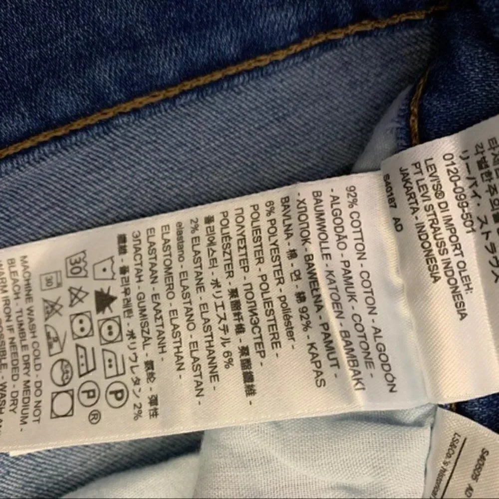 Levi’s 721 High Rise Skinny Jeans